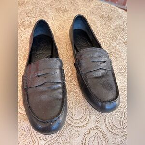 Born Stellar Women's Black Leather Penny Loafers size 8.5 Cushioned Sole Casual